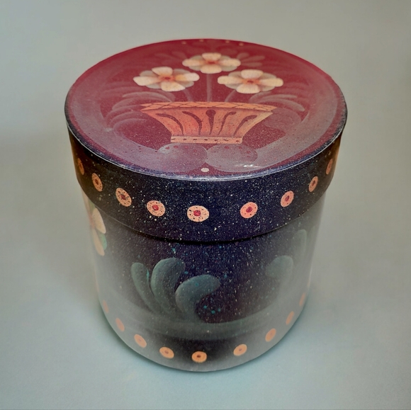 BOB'S BOXES Large Oval Primitive Floral Decorative Box - Picture 2 of 7